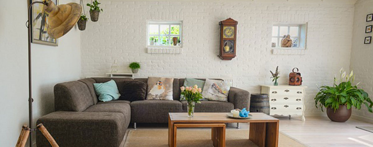 Lakes Luxuries screenshot